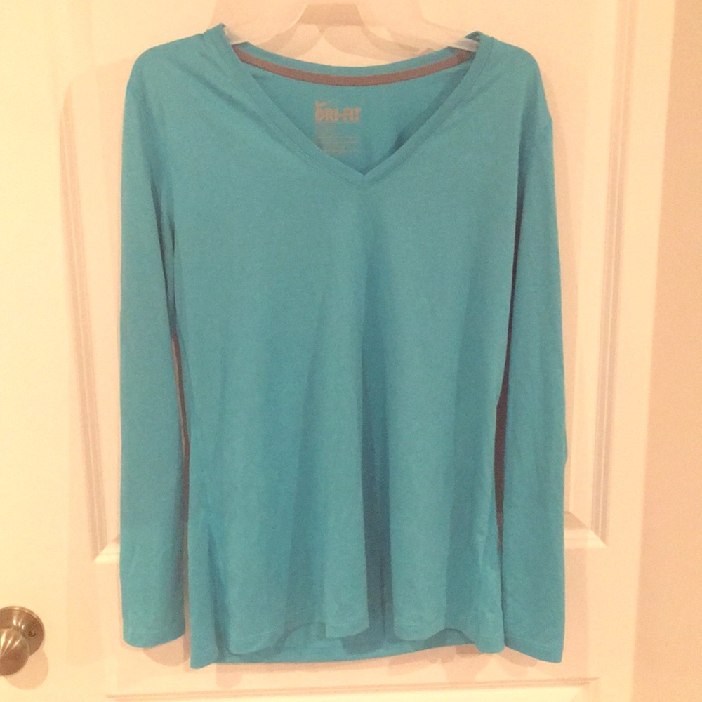 Women’s Nike Dri-Fit Long Sleeve Shirt
